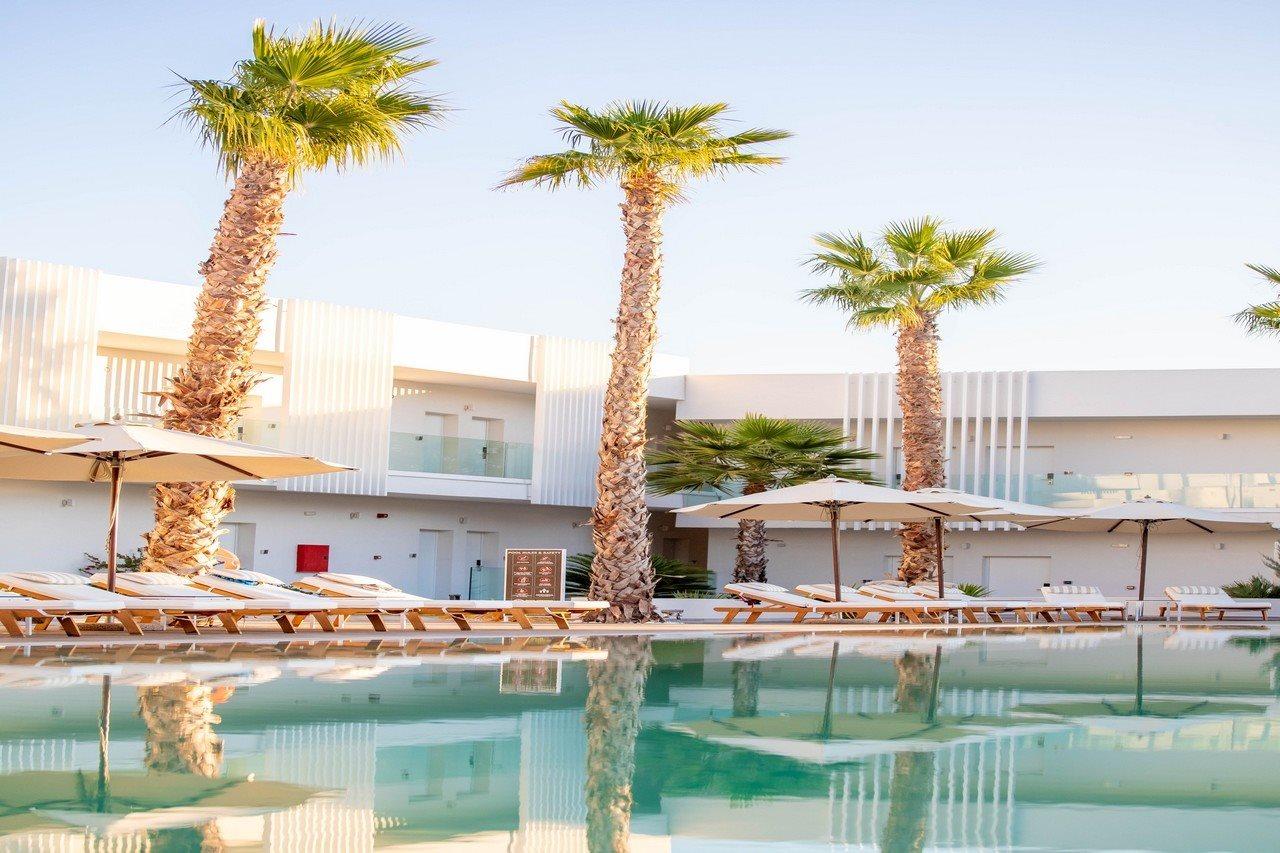 Hotel White Dreams 4*